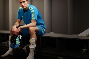 半岛体育官网登录-Doinb巅峰对决，TheShy与60激战勇士分钟，精彩发挥胜负难料！