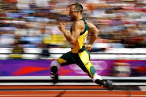 在线体育-字母哥连续七场比赛得分超过战术调整，TES挑战极限！